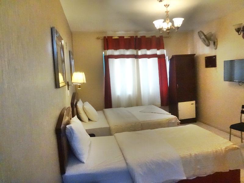 Sutchi Hotel Dubai Eksteriør billede