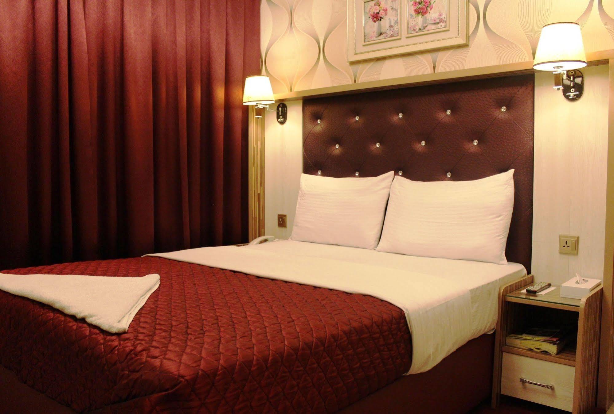 Sutchi Hotel Dubai Eksteriør billede